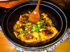 石锅海鲜酿豆腐-坛宗剁椒鱼头(河西王府井店)