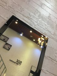 -SIX Hair Consultant