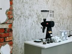 -边渡咖啡烘焙店(昙华林店)