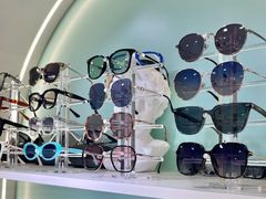 -GOOMI久米眼镜·蔡司·依视路·明月官方授权店(龙德紫金店)