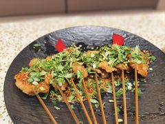 -小董哥烤串·爆汁大油边(故宫店)