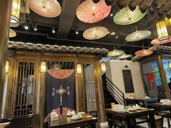 -聚汇三少·龙虾·中餐厅(莫邪路新天地店)