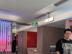 -海底捞火锅(杭州庆春路夜宵主题店)