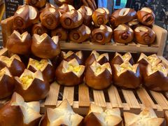 -Dough&Joe团憩(瑞虹天地月亮湾店)