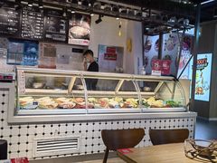 面包甜点陈列柜-小山城麻辣香锅(新邻生活广场店)