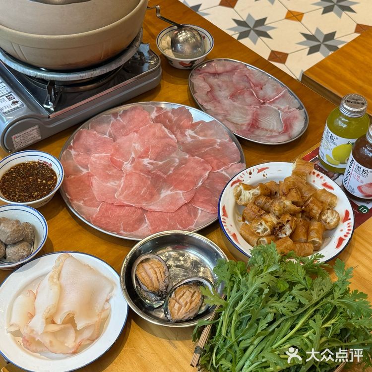 泉州这种现炒痛风锅到底是谁爱吃啊… 嗝…