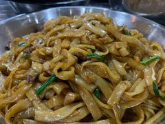 干炒牛河-牛一煲美食(江高店)