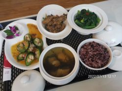 -爱妈月子会所(汕樟总店)