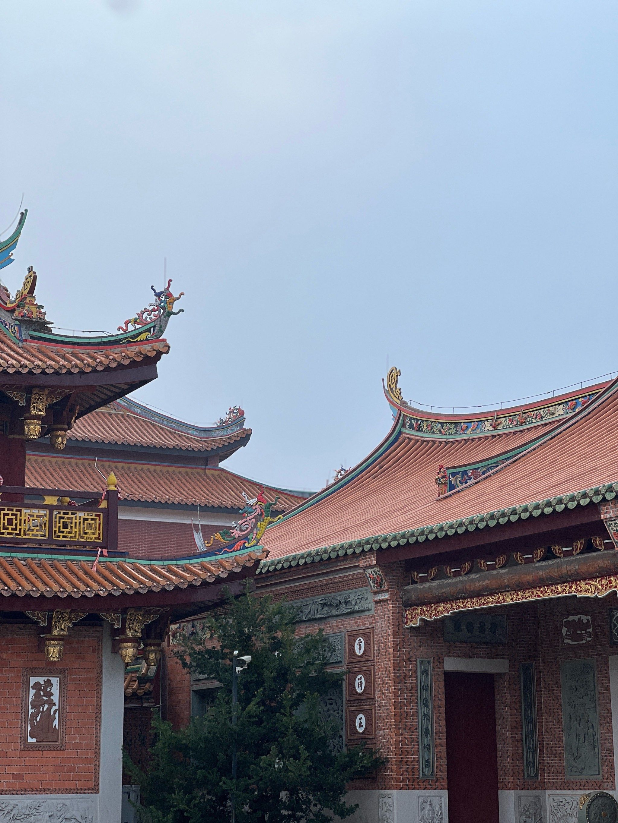 昆山慧聚寺的红砖古厝