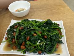 果仁菠菜-金诚张妈妈羊汤·驴肉火烧(旧宫佳和园店)