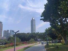 -万绿园