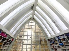 -钟书阁(松江泰晤士小镇店)