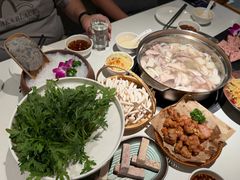 -烹然四季椰子鸡火锅(姚家园万象汇店)