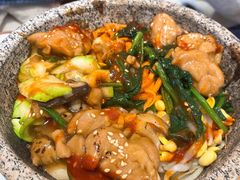 岩烧鸡肉石锅拌饭-权味·朝鲜族拌饭(勒泰店)