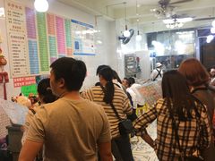 等位区-芬芳甜品(同福路店)