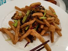 -鑫皇朝酒店(建设一路店)