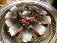 -围炉肉舍•炭烤活鳗•丹东海鲜烤肉(步行街店)