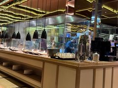-大中华希尔顿酒店-念自助餐·嗨啤·小龙虾
