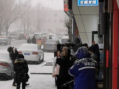 -灵芝妹子海鲜米线(劳动公园店)