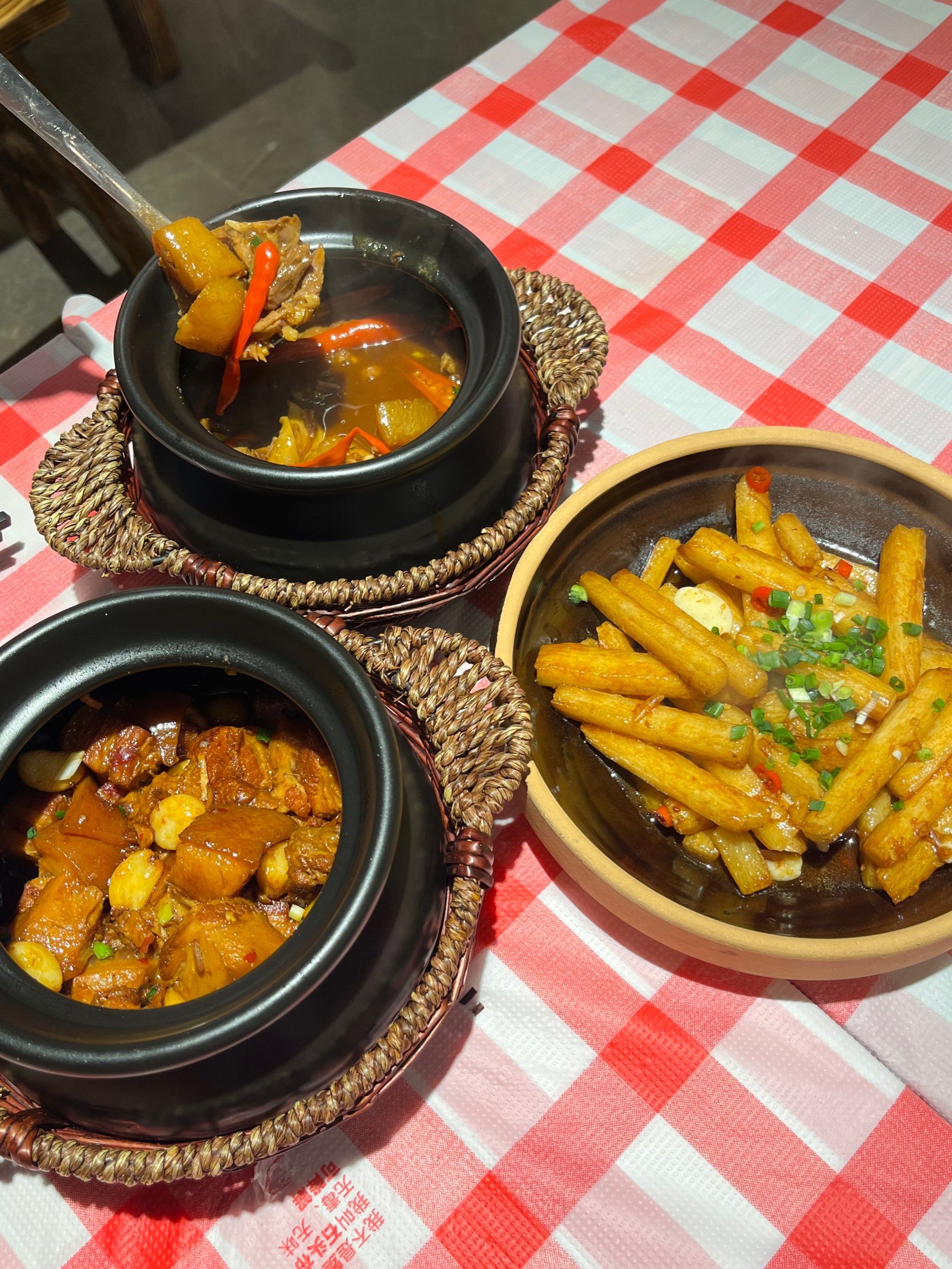 藏在老社区的美味罐罐菜!