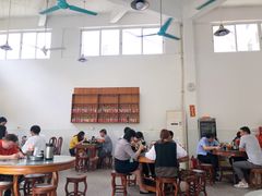 -容里煲仔饭(利丰北路店)