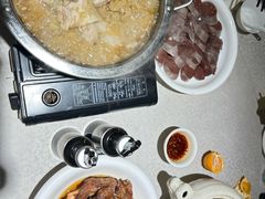 -老六杀猪菜(进乡街店)