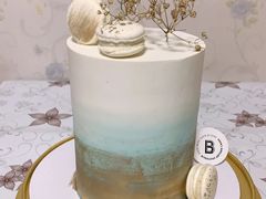 落尽花生日蛋糕-Biteology Artisan Cakes(红庄·国际文化保税创新园店)