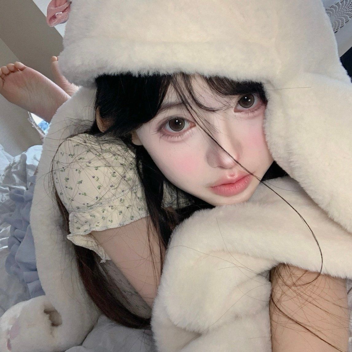 清新简约女头像