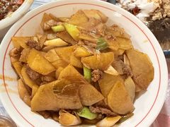 土豆炒五花肉-铁头烧菜馆(立新路店)