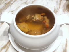 松茸老鸡汤-海味世家·家常菜馆(明州里店)