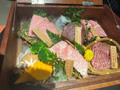 -山川小町·极番烧肉(新地假日广场店)