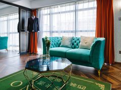 -尊卡诺高级西装礼服定制(江东中路店)