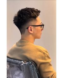 -海文先生国潮烫染男士理发馆