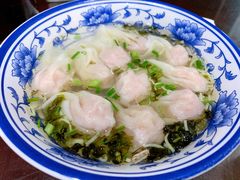 上海鲜肉小馄饨-老桐椿 · 上海大馄饨