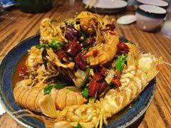 -蚝堡海鲜·威海菜·海肠捞饭·烧烤·亚洲吃蚝公司(幸福门店)