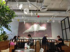 大堂-必胜客(百联又一城店)