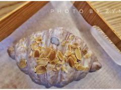 白巧克力牛角-牛角村(大族广场店)