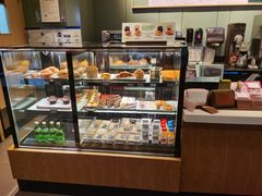 面包甜点陈列柜-星巴克(北京复兴路店)