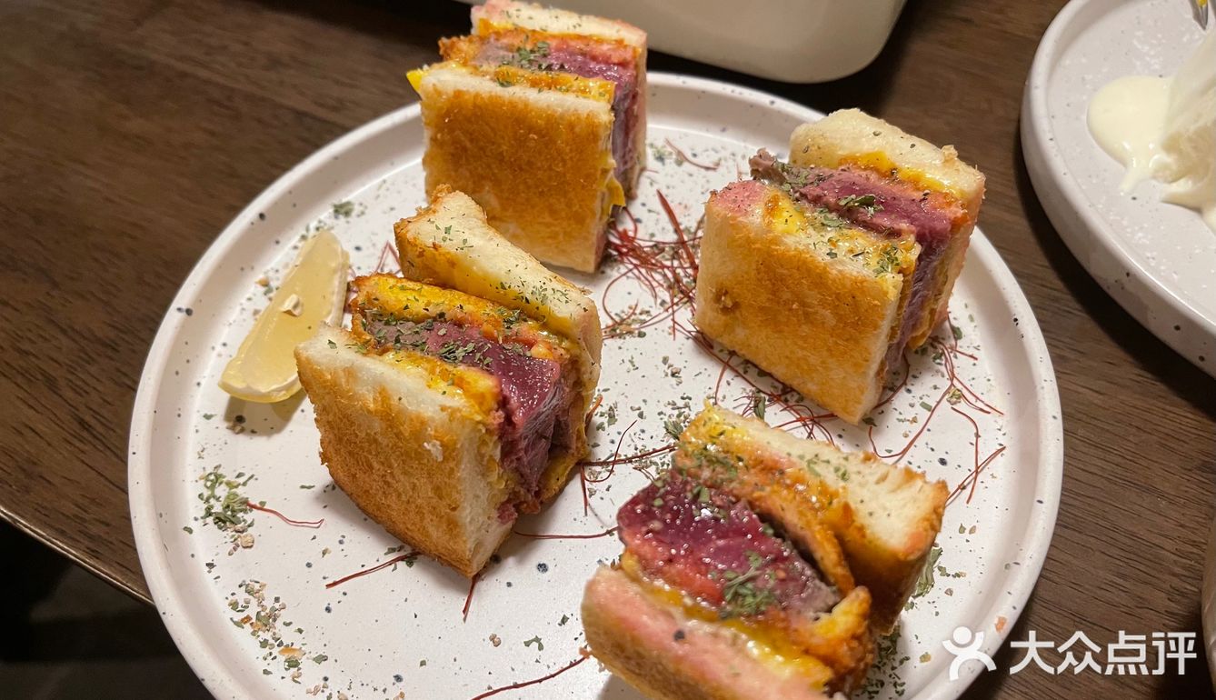 这个味道很难描述啊哈哈面包酥脆