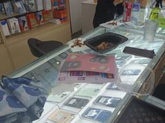 -修卜凡二手严选店·手机维修·回收租赁(川沙地铁站店)