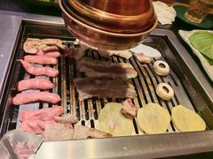 -臻牛烤肉
