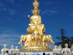 -峨嵋山金顶