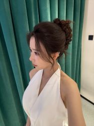 -城市花园婚纱摄影