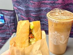 -星巴克(上海虹桥站2A检票口)