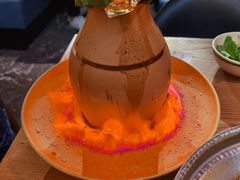 火烧瓦罐牛腩-吃饭皇帝大土家民族菜(正大广场店)