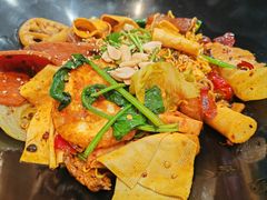 -醉人椒麻辣香锅(王府井喜悦店)