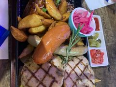 -Famous肥猫墨西哥音乐餐吧(五棵松华熙LIVE店)