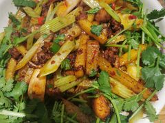 -瓦罐煨汤·特色家常菜(南城店)