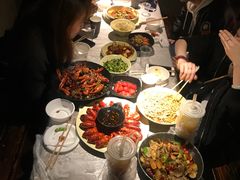 -巴厘龙虾·榜首油焖大虾(音乐学院·沿江酒馆店)