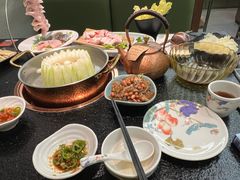 -得意咚瓜·顺德鱼生·冬瓜火锅(深圳首店)